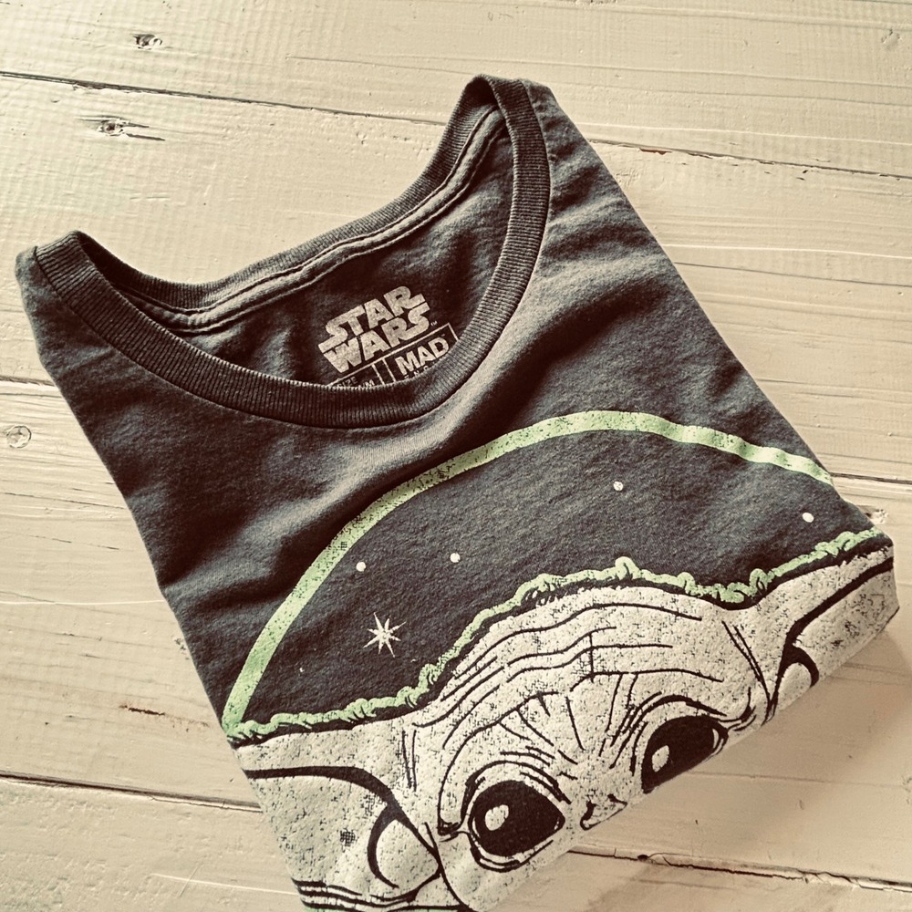 Star Wars The Mandalorian‎ Grogu Baby Yoda This Is The Way Gray Graphic Tee M